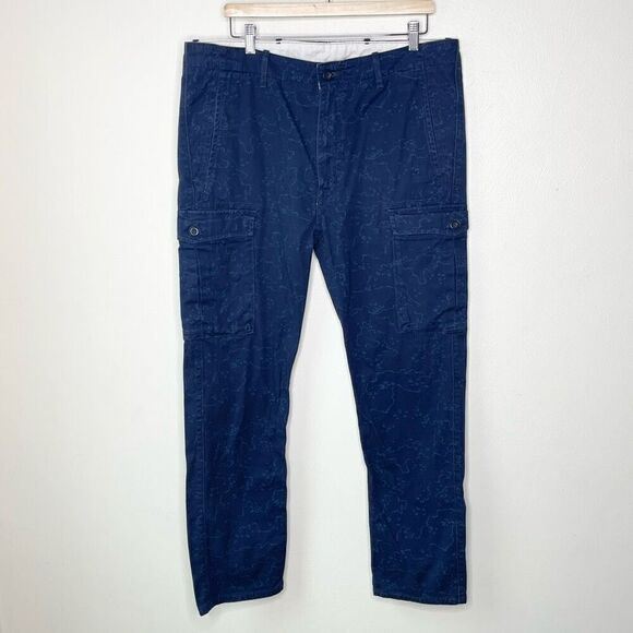 Levi’s blue print Slim Straight Cargo pants - Men’s 38 x 30 - Picture 1 of 8